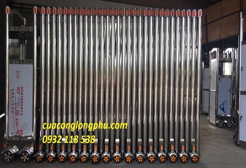 Cổng xếp inox tự động LP18