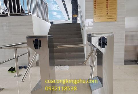 Cổng xoay tự động Lion