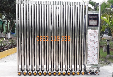 Lăp đặt cổng xếp inox vegadoor tại hoàng hóa thanh hóa