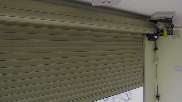 lap-dat-cua-cuon-thanh-hoa19