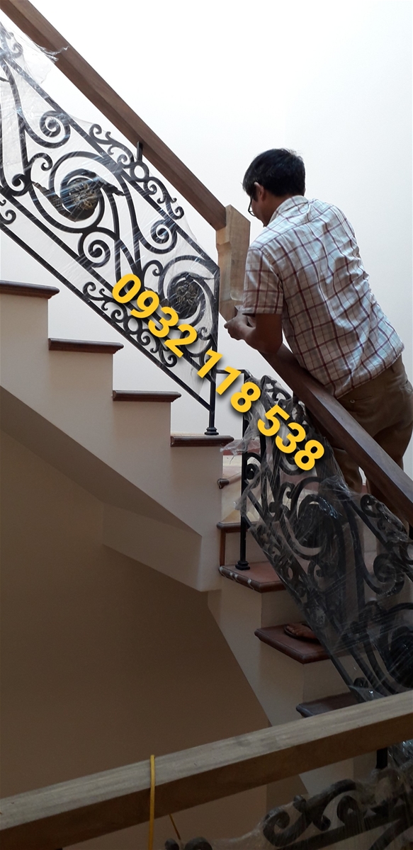 cau-thang-sat-my-thuat