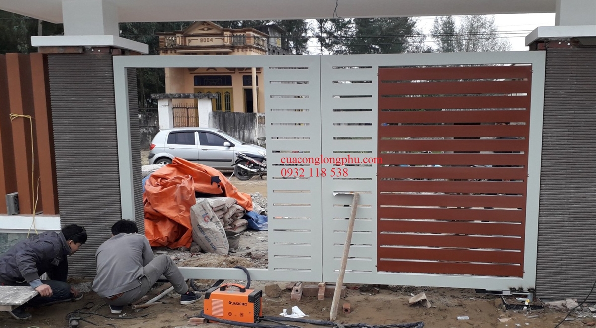 cong-tu-dong-thanh-hoa-gia-re